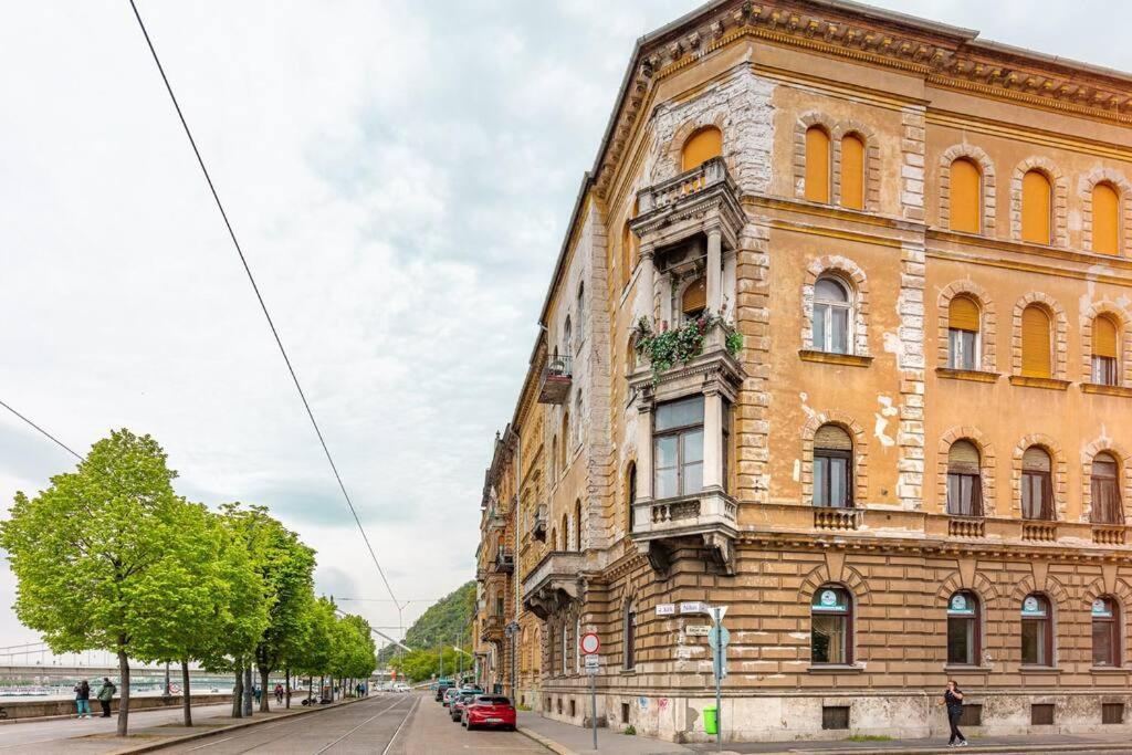 Orangehomes Luxury Apartment Next To Gellert Hill Budapest Exterior photo